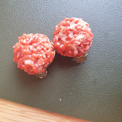 Vtg 60s 70s clip earrings - vtg,