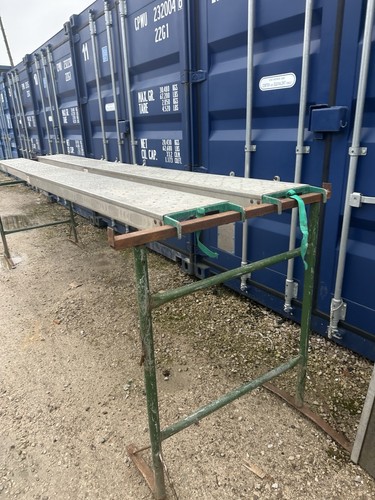Builders trestles 3 with - trestles,