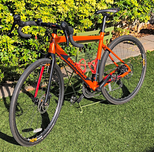 Boardman adv gravel - boardman, bike