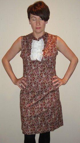 Rust paisley pattern ruffle - rust,