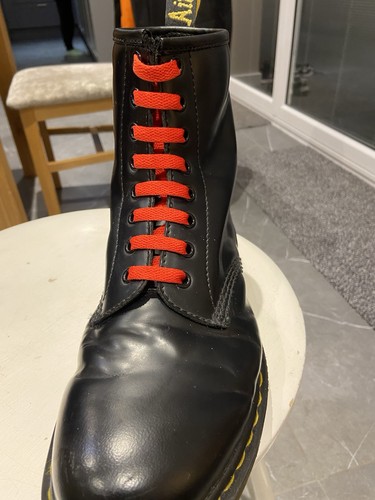 Red boot laces - red,