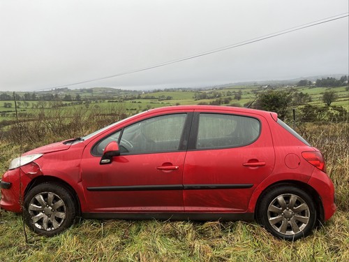 Peugeot 207 2007 6 hdi - gt,