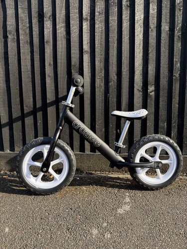 cruzee balance bike