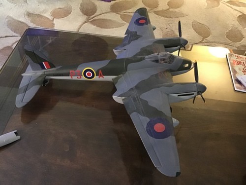 Corgi diecast ww2 dh - corgi,