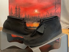 Woman’s CLARKS ORIGINALS Wallabee  Black Suede boots  Lace Up Shoes UK 7?