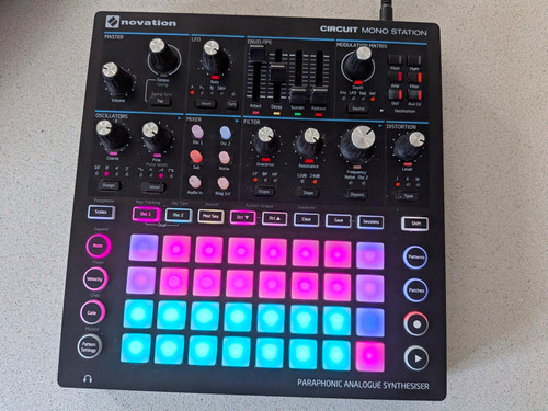 Novation circuit mono - novation,