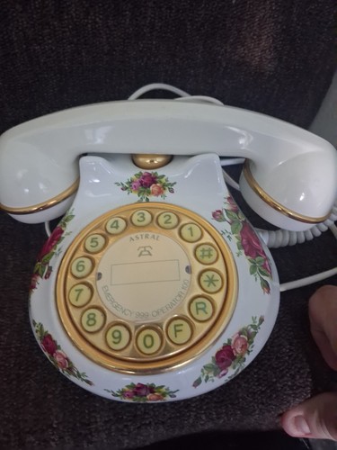 Vintage royal albert old - royal,