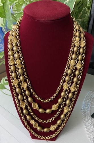 Vintage crown trifari multi - trifari,
