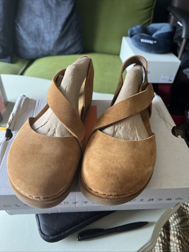 The art company - company, women's