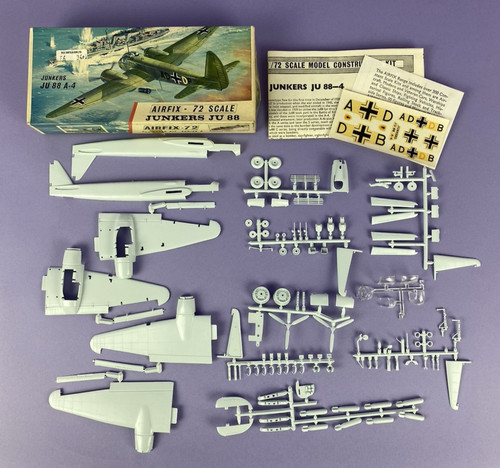 Junkers ju88 airfix - airfix, red