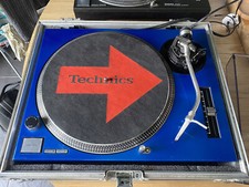 technics 1210 Mk2 + Flightcase + Ortofon + Deck Sleeve