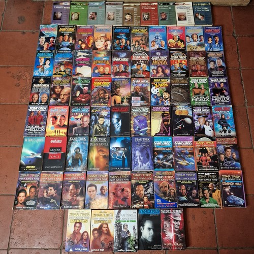 Star trek paperback books - 74,