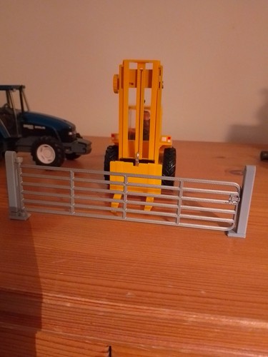 Scale 16ft farm gate with - scale,