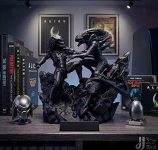 Alien vs Predator Figurine -