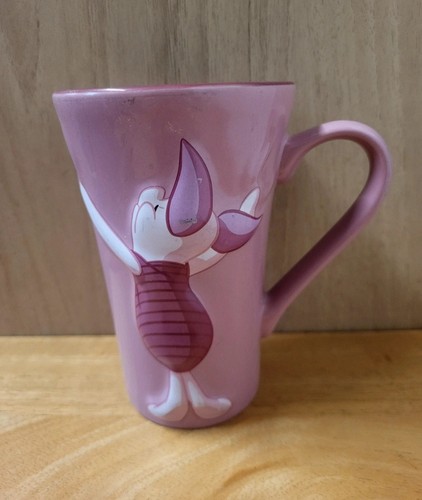 Disney store exclusive - store, 3d