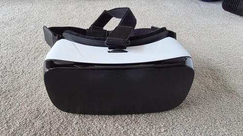 Samsung oculus gear white - samsung,