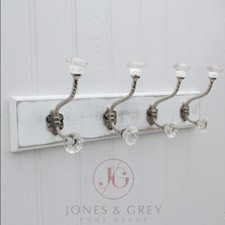 VINTAGE DISTRESSED WHITE