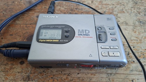 Sony r35 portable minidisc - sony, mz-r35