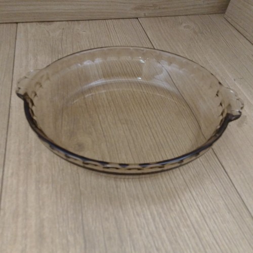 Pyrex classic glass pie plate - pie,