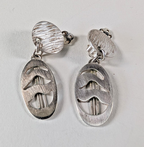 Unusual vintage modernist - vintage,