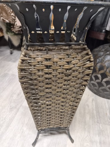 Vintage woven willow - vintage,