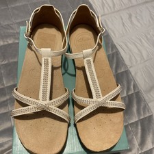 NEW Clarks Active Air Rona