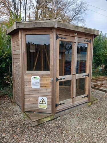 Belvoir summerhouse ex - x,
