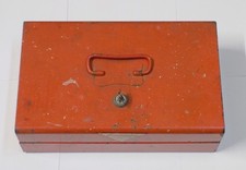 SNAP- ON TOOL BOX WITH KEY.  1 1  3/4  INCHES LONG.  MADE IN THE USA!.