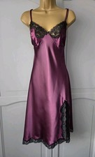 LADIES VTG M&S PLUM LIQUID SATIN POLYESTER FULL SLIP SIZE 12