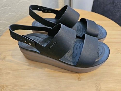 Crocs women brooklyn buckle - women's,