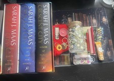 Crescent City- Sarah J Maas-