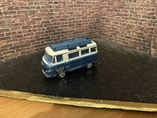 Corgi Commer Bus 2500 Film
