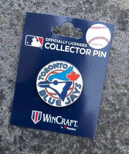 Official toronto blue jays pin - official,