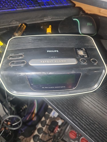 Phillips aj3121 radio alarm - radio,