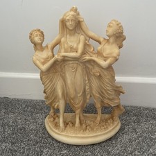 The Three Graces Statue By