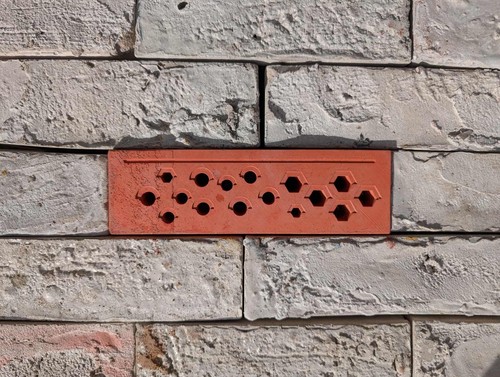 Red bees bricks - , nest