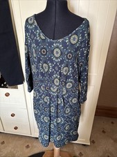 LAUREN TAYLOR Ladies Short