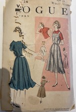 Vintage 1940s Vogue Pleated