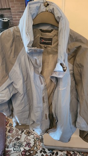 Bnwot berghaus aquafoil jacket - aquafoil,
