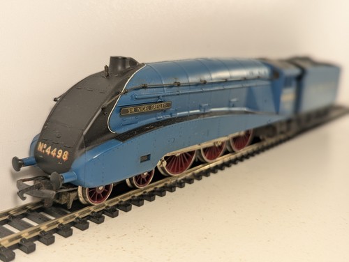 Hornby class sir nigel - hornby,