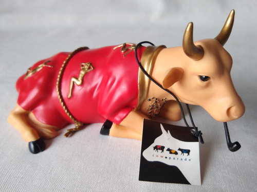 Cow parade heifer figurine - parade,