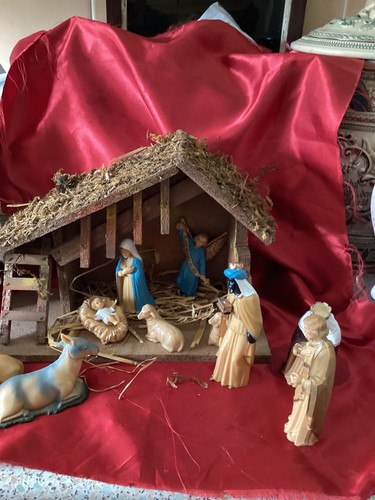 Vintage wooden stable nativity - stable,