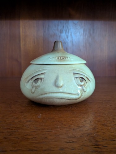 Vintage sylvac onion crying - sylvac,