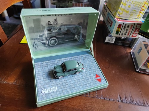 Boxed model norev dealer - 1/43,