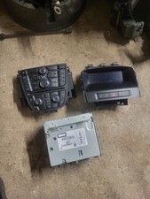 2011 VAUXHALL ASTRA J MK6