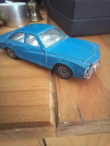 Corgi blue buick old - corgi,
