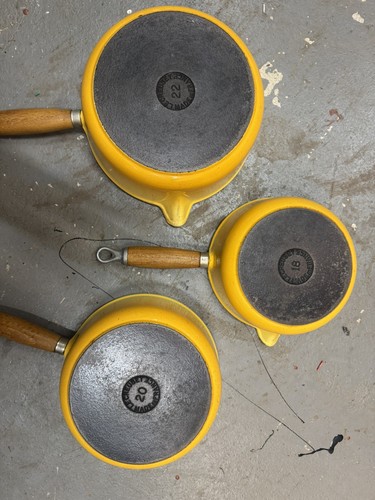 Creuset yellow sauce pan - le,