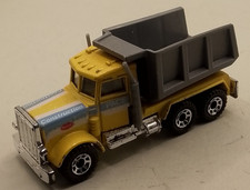 Matchbox peterbilt tipper - matchbox,