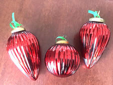 Vintage C1950, 60,s Ribbed Glass Christmas Baubles