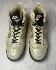 NIKE Dunk Rare Hightop Women